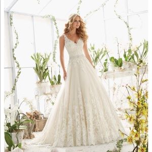 Beautiful wedding dress